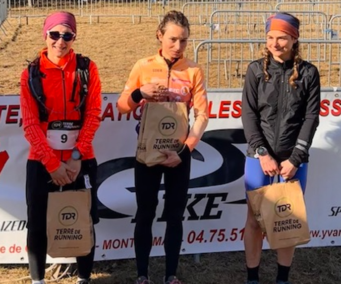Podium de Sophie Gauthier, 3ème féminine du vétathlon solo